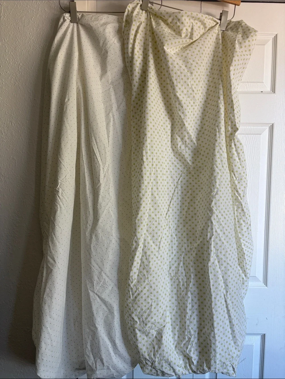Pottery Barn Kids Green & White Cotton Polka Dot Crib Sheets